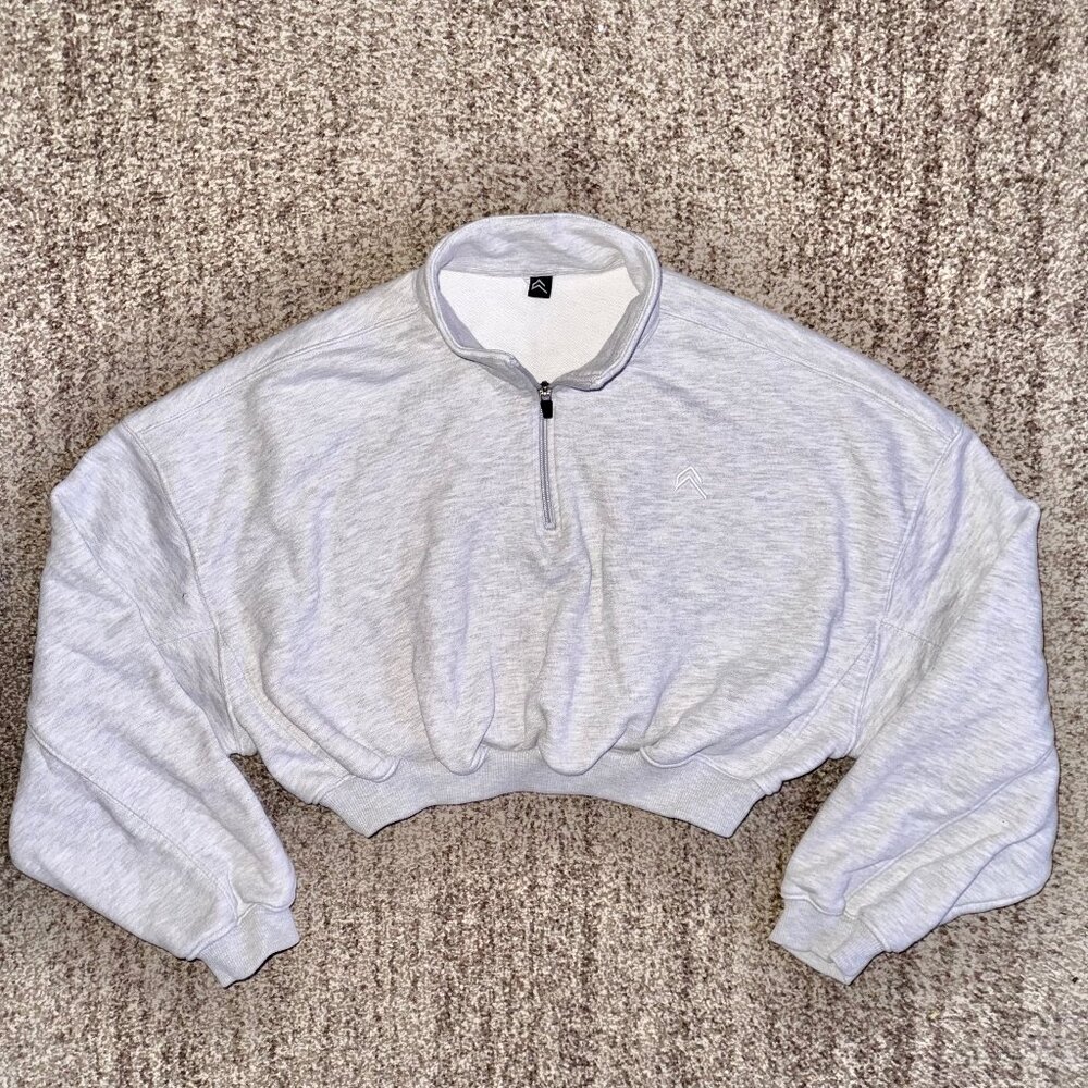 Oner Active Light Gray Cropped Half-Zip Sweatshirt